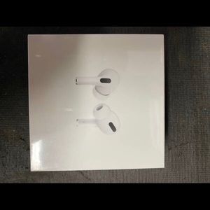 Apple AirPods Pro (brand new)
